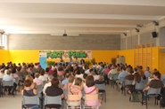 Imatge del gimn&agrave;s de l'Institut Fort Pius, on s'ha celebrat l'acte.