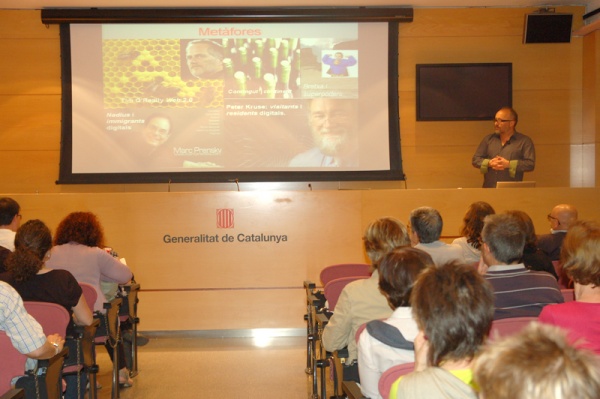 Un moment de la conferència del professor de la Universitat Pompeu Fabra, Daniel Cassany
