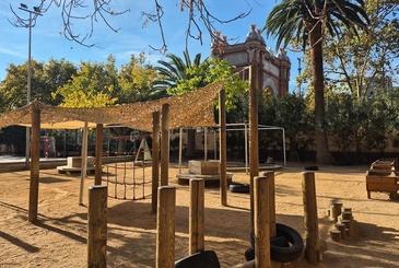 Patio de la Escuela Pere Vila.
